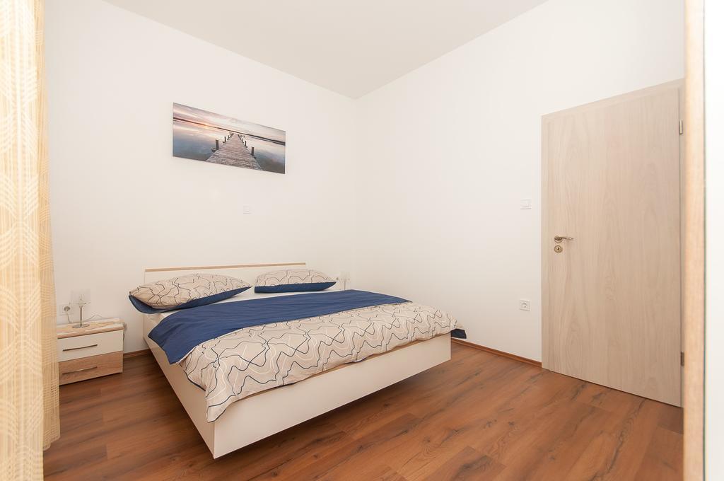 Tanja Apartment Omiš Exteriör bild